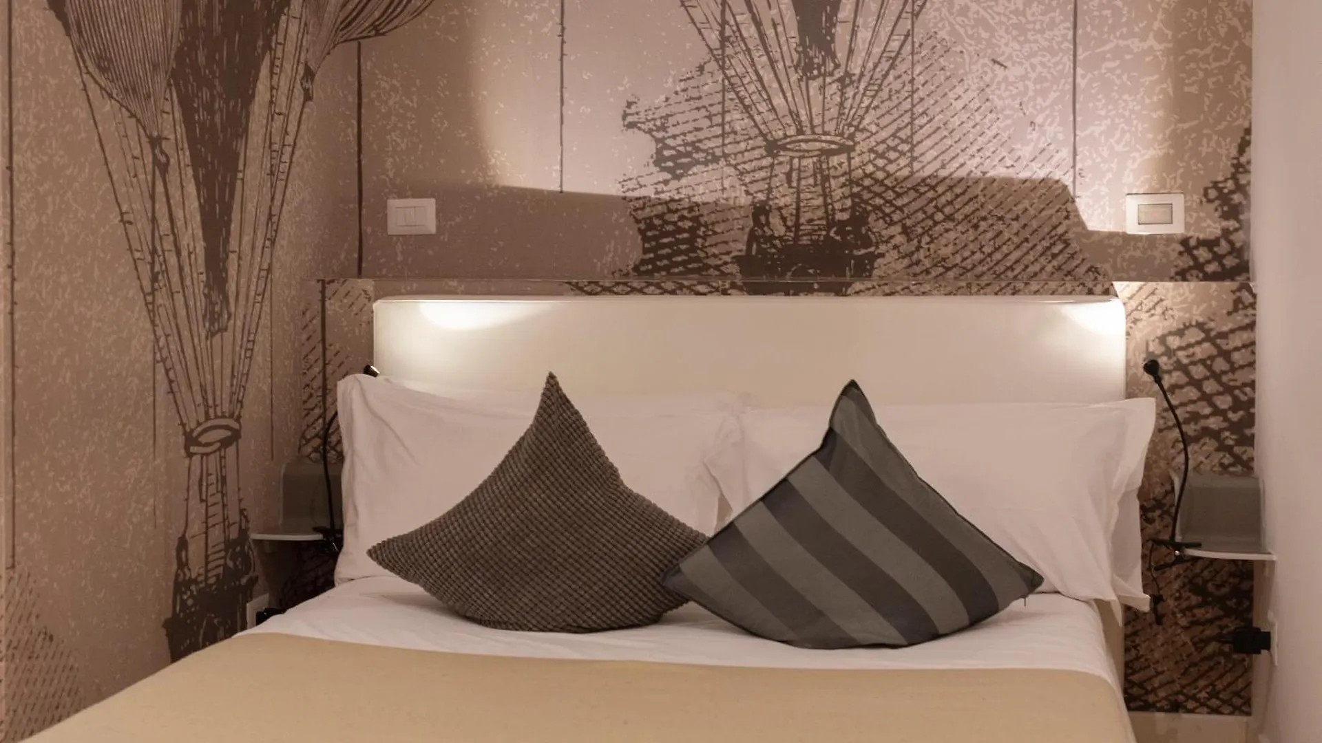 Pignatelli Rooms Naples 0*,  Italy